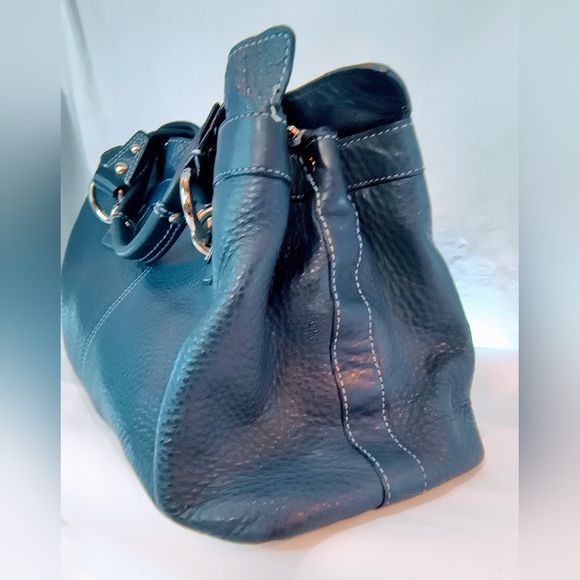 COACH Vintage Penelope Shoulder Bag in Dark Blue Pebbled Leather, Style F14682 - Picture 4 of 16